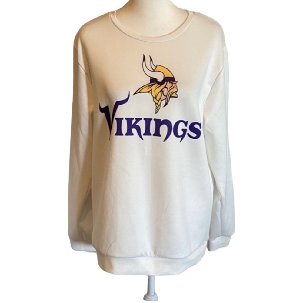 Vikings White Sweatshirt. Size 2X.